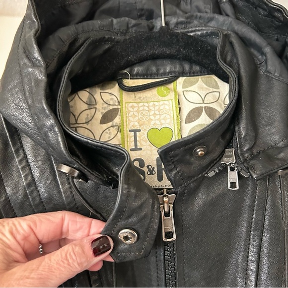 Soia & Kyo Hooded Black Leather Zip Motorcycle Jacket Women's Size X Small - Picture 4 of 15